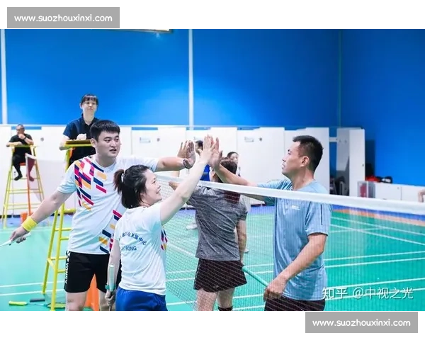 羽毛球赛场竞技风采 展现拼搏精神 祝福选手勇创佳绩